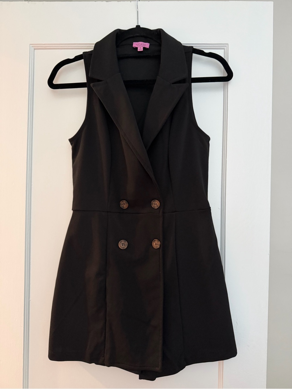Sleeveless Black Double-Breasted Dress - (Brand: Unknown)